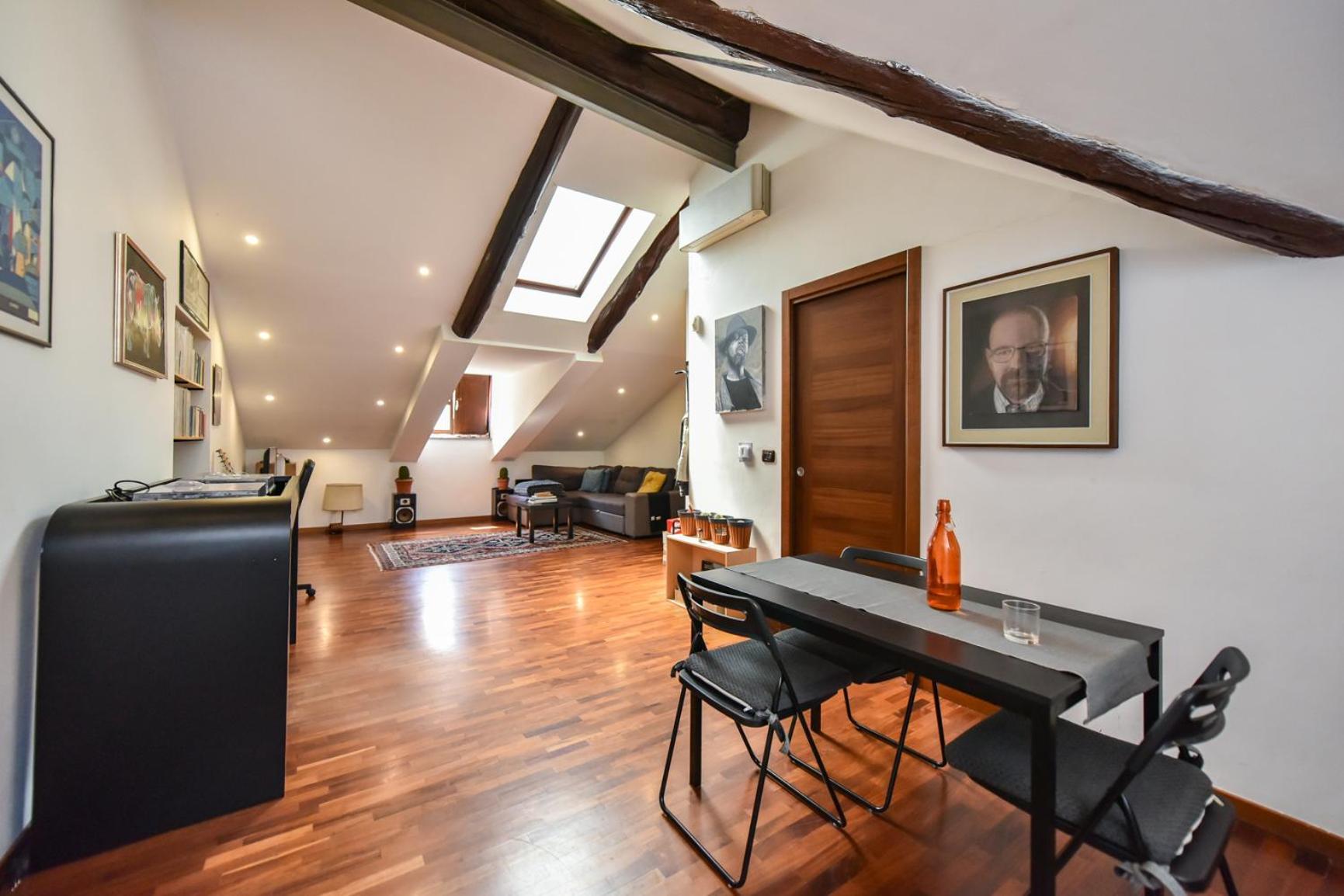 Modern Apartment Piazza Statuto Porta Susa FS Torino Esterno foto