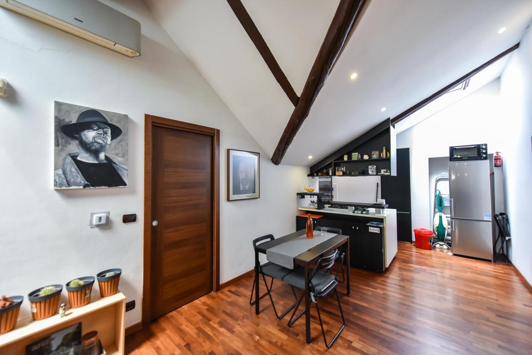 Modern Apartment Piazza Statuto Porta Susa FS Torino Esterno foto