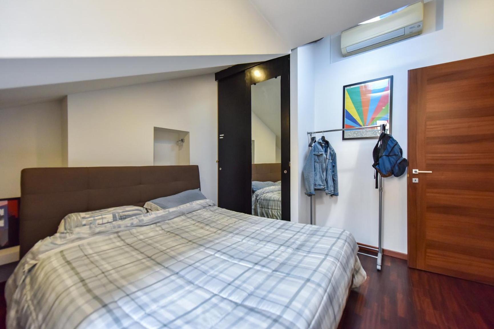 Modern Apartment Piazza Statuto Porta Susa FS Torino Esterno foto